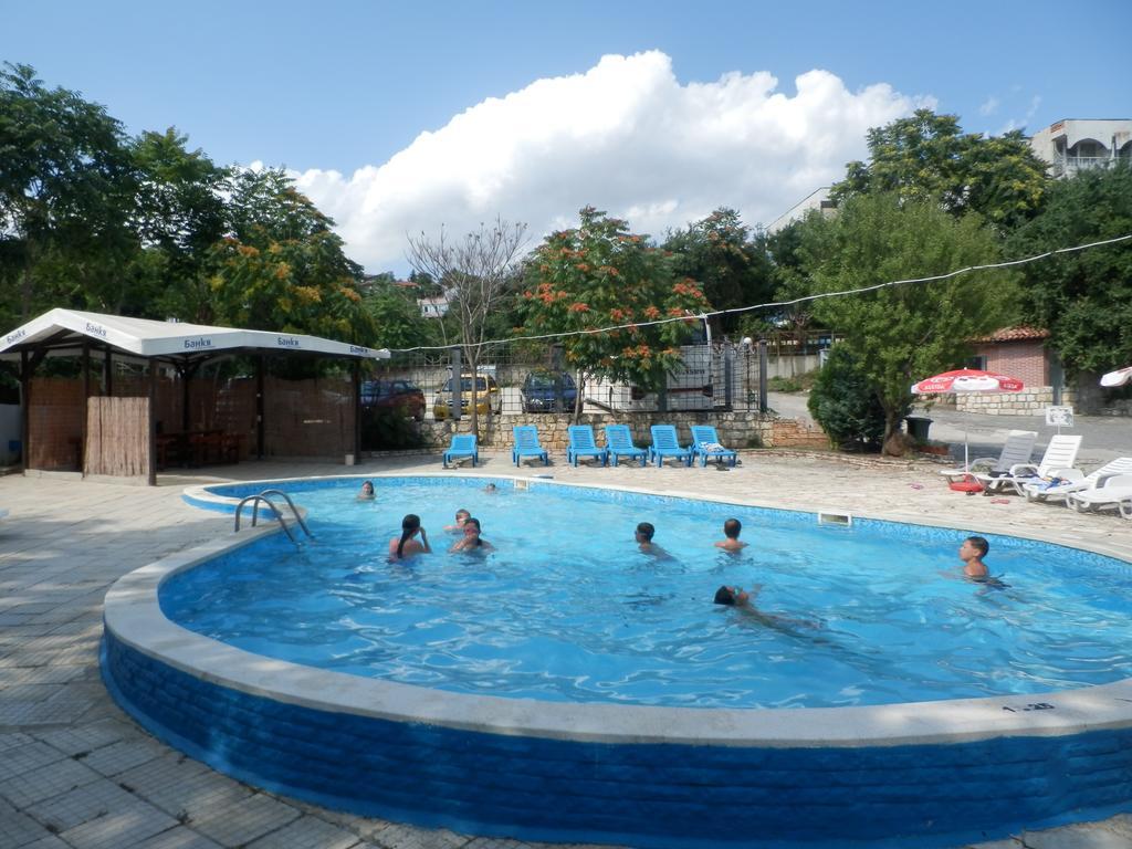 Olimpia Supersnab Hotel Balchik Exterior photo